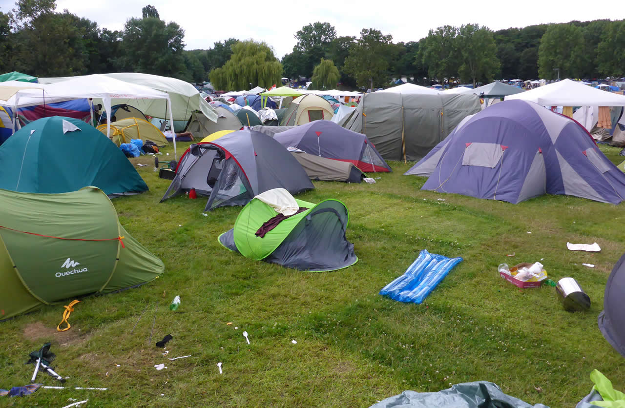 Reading Festival 2018 Partygoers Leave Mountains of Rubbish Behind